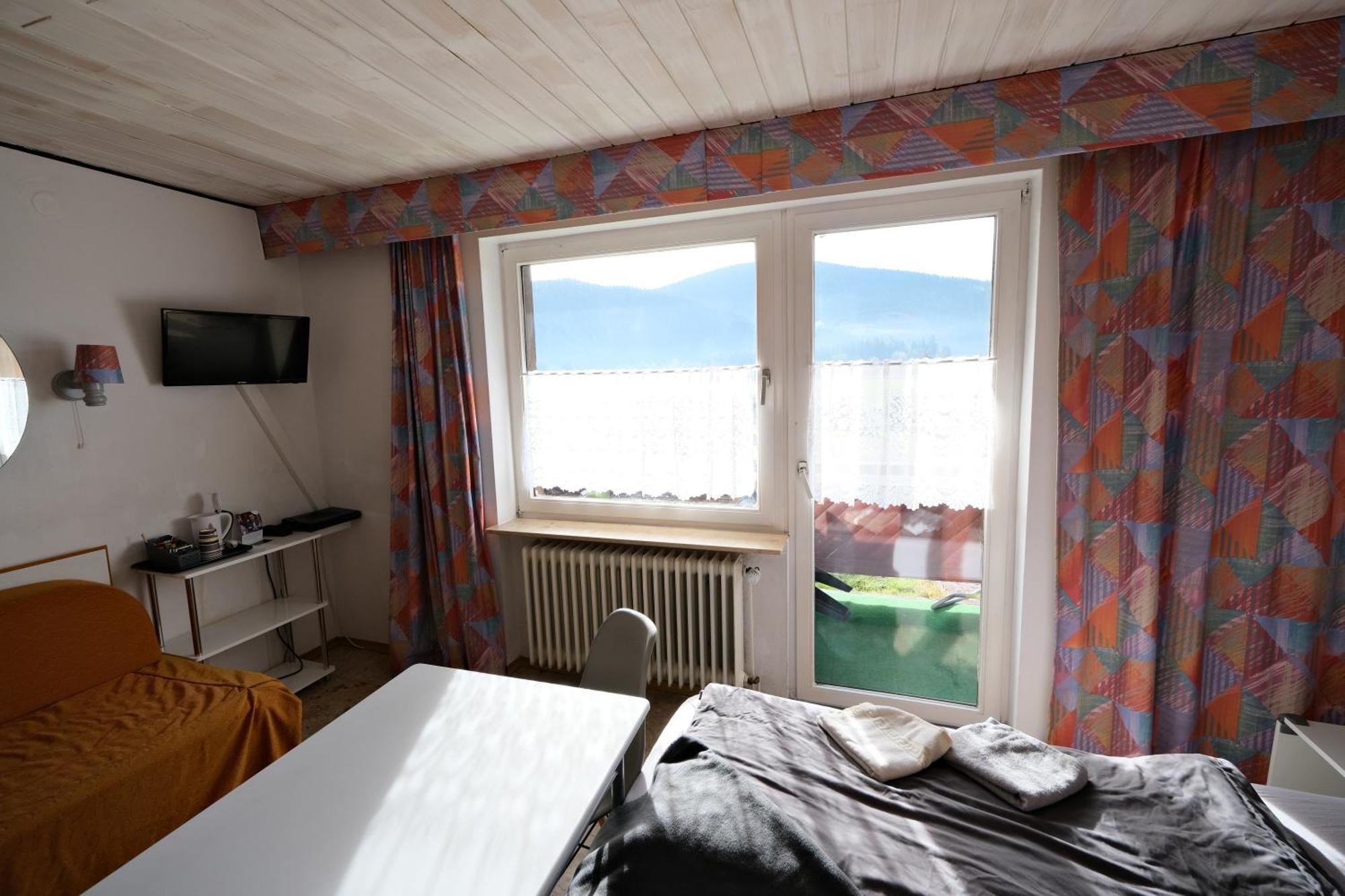 B Und B Titisee Hotel Sonnenmatte Nahe Badeparadies Buitenkant foto